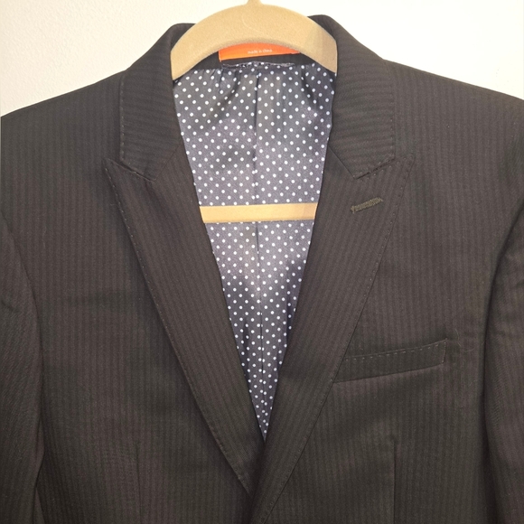 Tallia Boys 100% Wool Blazer Jacket Size 36S Black Striped 2 Button Sport Coat - Picture 2 of 12